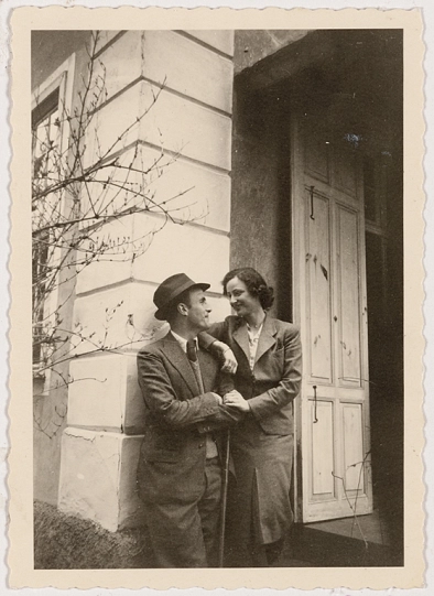 Adam von Trott mit seiner Frau Clarita